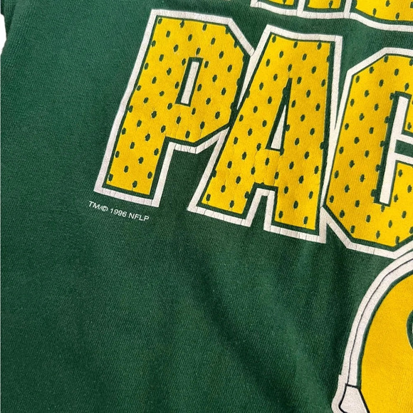 Vintage Green Bay Packers Graphic Tee - Picture 2 of 6